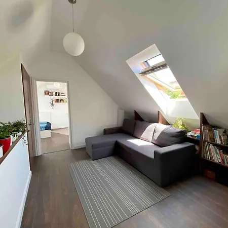 Apartment Your Cosy Getaway Halfway Between Lake And Forest *