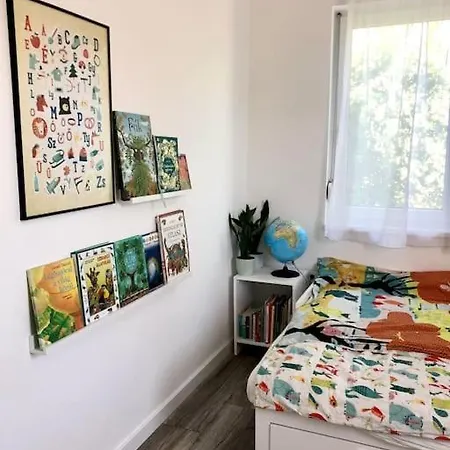 Your Cosy Getaway Halfway Between Lake And Forest Apartment *