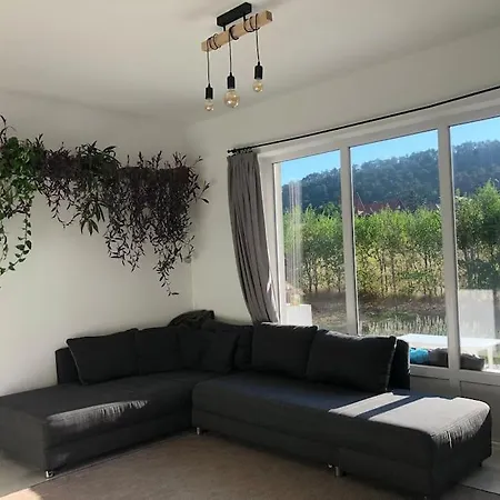 Your Cosy Getaway Halfway Between Lake And Forest Apartment *